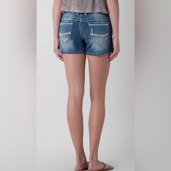 Women’s BKE Buckle Blue Jean Denim Culture Short Stretch Shorts Lemmon EUC 33 - Picture 4 of 16